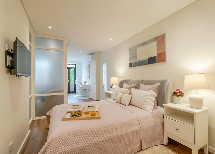 Host Wise - Marquesa Palace