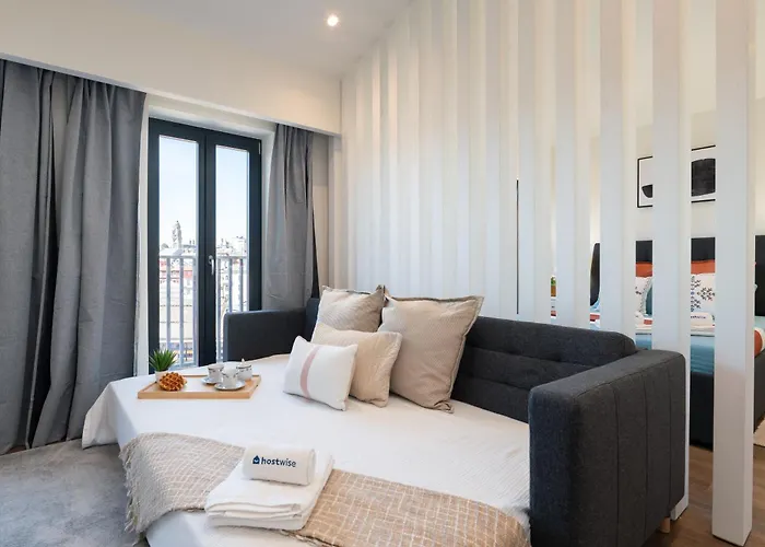 Host Wise - Marquesa Palace Oporto