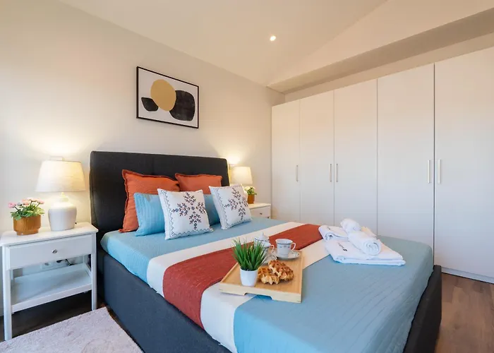 Host Wise - Marquesa Palace Porto